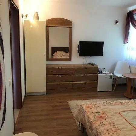 Pokoje Goscinne E&m ホームステイ Mikołajki