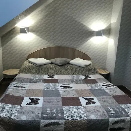 Pokoje Goscinne E&m ホームステイ Mikołajki