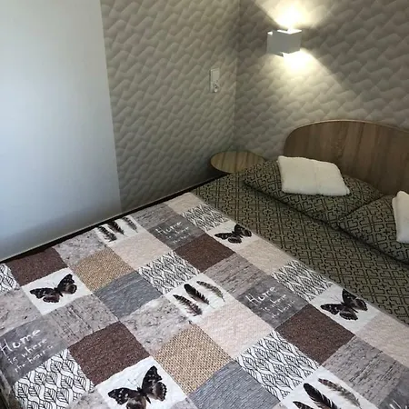 Pokoje Goscinne E&m Mikołajki
